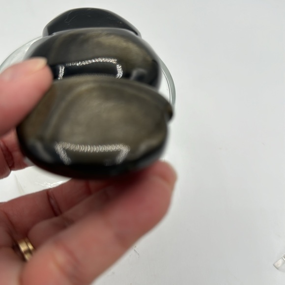 Carved Obsidian Native Statue, about 4” tall and about 2” wide - Picture 5 of 6